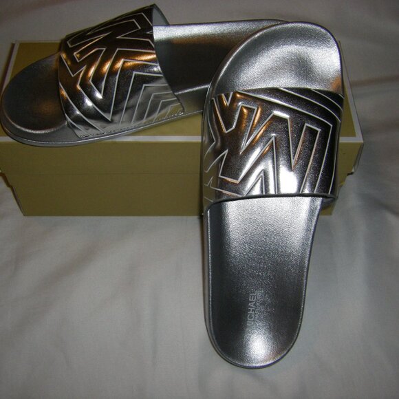 Michael Kors Gilmore Slides Metallic Silver MK Logo Women's Size 10 New In Box - Picture 5 of 15